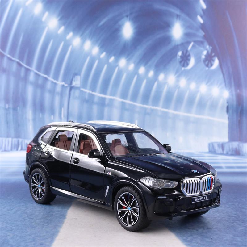 

1:24 BMW X5 High Simulation Литой металлический сплав Модель автомобиля Звуковой свет Pull Back Collection Детские игрушки Подарки