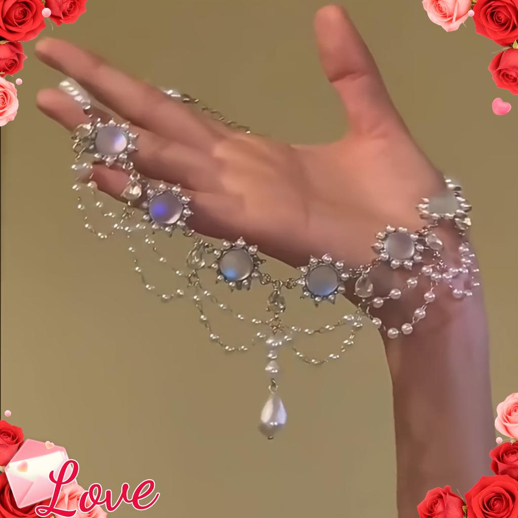 1PC Vintage French Moonstone and Freshwater Shell Fringe Necklace - Multi-Layer Chain with Imitation Pearl Buckle