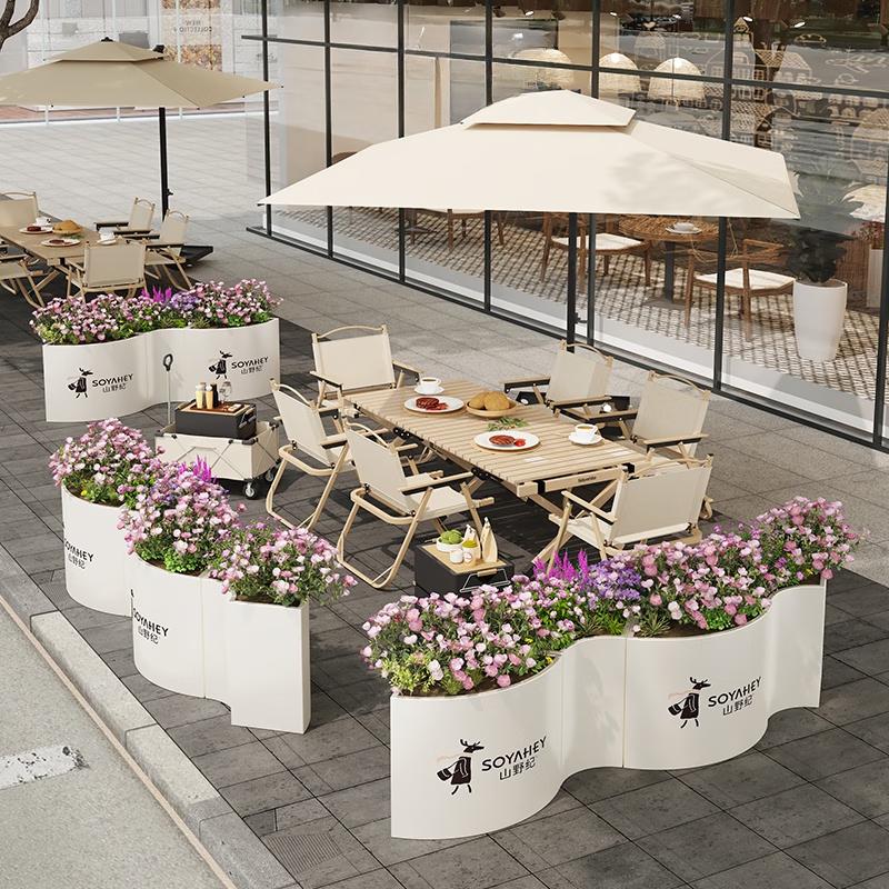 Outdoor Black Iron Art Quadrant Planter