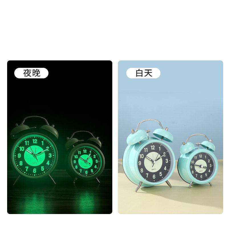 Luminous Metal Silent Alarm Clock, a Battery-Powered Clock for Children's and Students' Bedrooms, Bedside, and Gifts