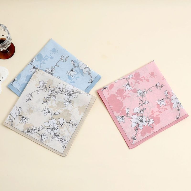 

Женский полностью хлопковый носовой платок Мягкий комфортный печатный носовой платок Полностью хлопковый тонкий секционный носовой платок для ношения Абсорбирующее пот полотенце One for each of the three colors