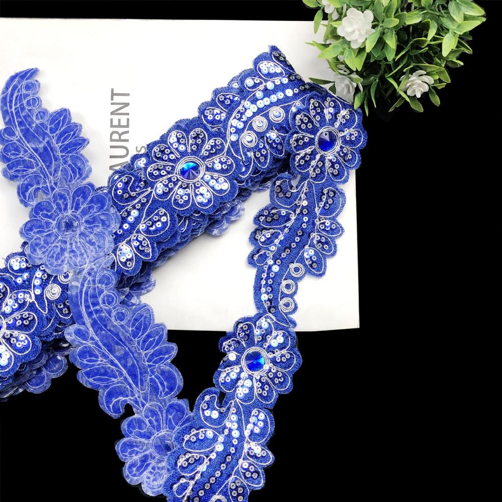 6cm Self-Adhesive Iron-On Floral Lace Strip with Colorful Sequins for Clothing Decoration