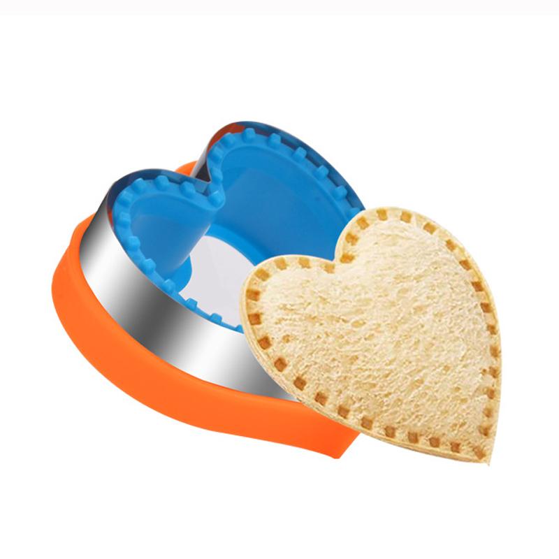 Sandwich Cutter Cookie Mold Bread Cutter Mould Dinosaur Shaped Sandwich Cutter and Sealer For Kids Children Kitchen Accessories