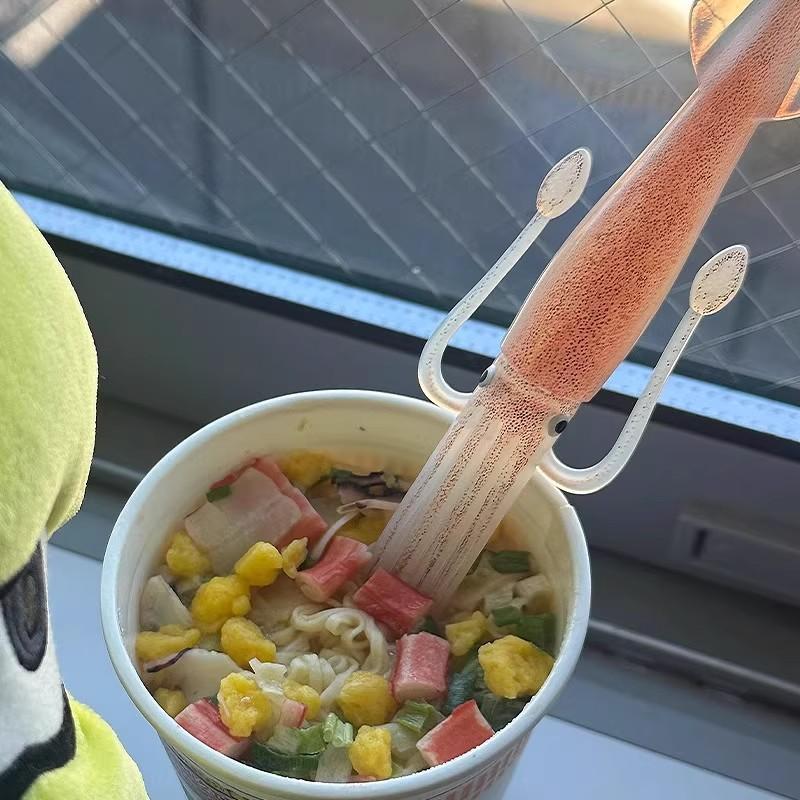 1/2 Pezzi Forchetta Divertente Calamaro Seppia Resistente al Calore Stoviglie Forchetta per Noodles Istantanei Stuzzicadenti da Cibo Forchette per la Cena in Cucina Strumento di Cottura