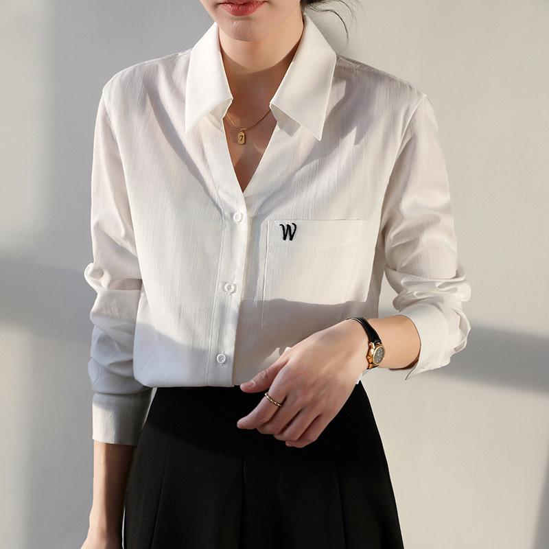 2026 Spring/Autumn Women s Embroidered White V-Neck Long-Sleeve Loose Casual Shirt - Commuter Style Medium белый