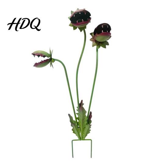 Large Garden Pillar Metal Carnivorous Plant Stake 25-Inch Venus Flytrap Decoration Flower Sculpture for Outdoor Patio Lawn Yard Decor Handmade Art