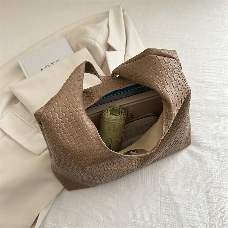 Women's High-Capacity Retro Underarm Tote - 2024 Autumn/Winter Single Shoulder Bag