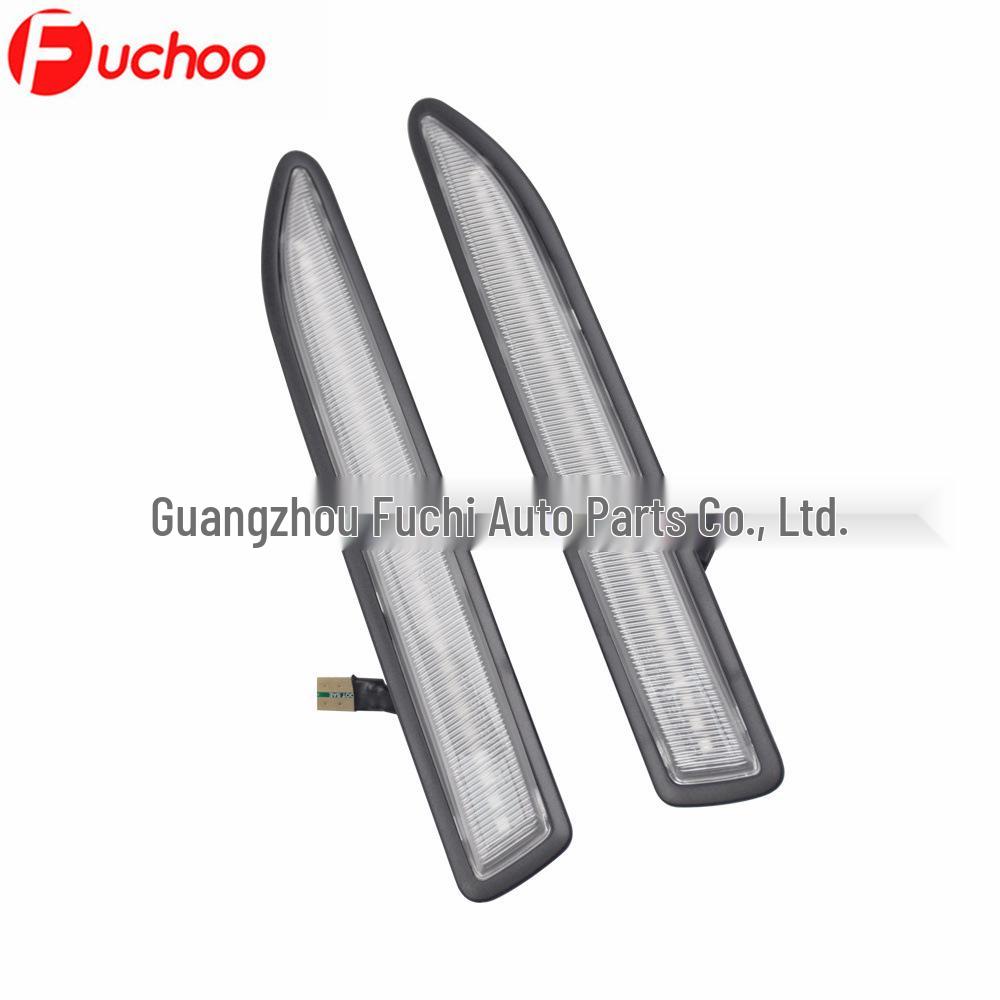 

Ford Mondeo MK4 LED Sequential Side Fender Turn Signals