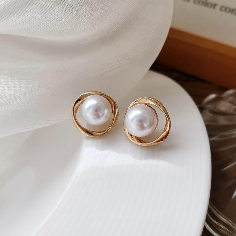 15mm Minimalist White Simulated Pearl Round Clip On Earrings For Women No Piercing Wedding Party Jewelry