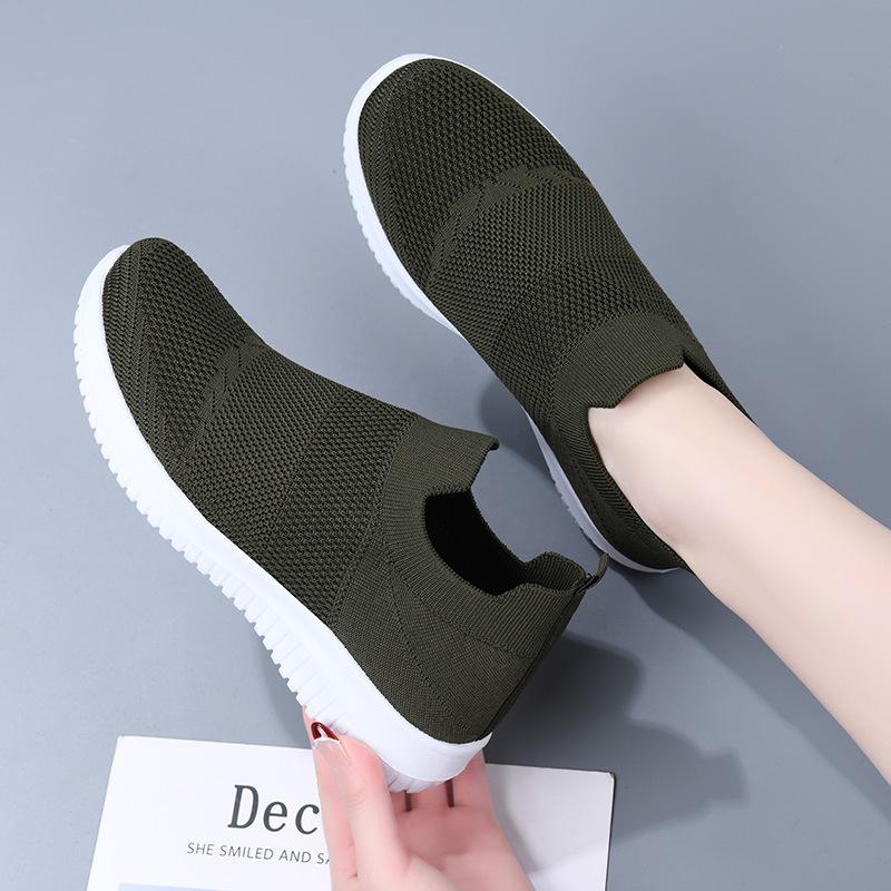 2025 Breathable Women Casual Shoes Lightweight Outdoor Male Walking Shoes Anti-slip Sneakers Slip on Flats Vulcanized Shoes