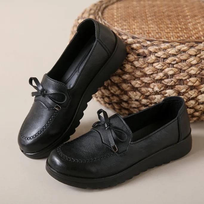 Nowe Wiosenne Mokasyny na Miękkiej Podeszwie Antypoślizgowe Buty Codzienne Damskie Wygodne Buty do Pracy Modne Klasyczne Codzienne Skórzane Buty dla Mamy