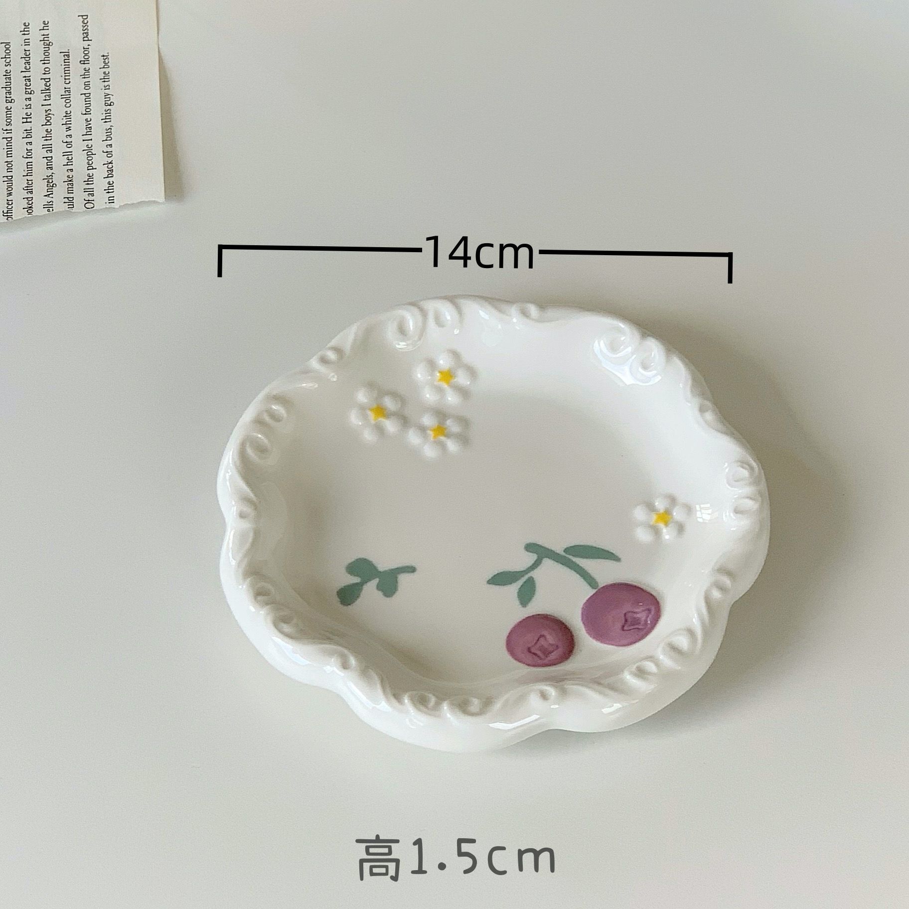

6 inch Ceramic Dessert Plate Cake Tray Lace Dining Plates Dim Sum Dish Fruit Bowl Snack Plate Candy Tray Breakfast Plates