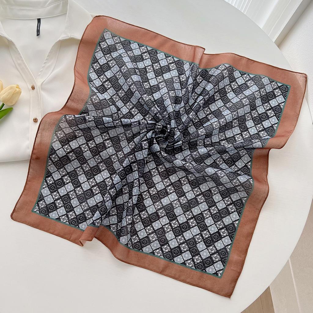 Small square scarf, silk scarf, women's bag head, sunscreen, matching shirt, neck protector, neck scarf, multi-functional tie, headband, thin scarf.