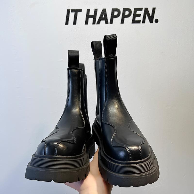 Botas Chelsea pretas clássicas estilo inglês, sola grossa, sapatos masculinos de inverno, botas de couro de pelúcia, botas plataforma da moda de outono
