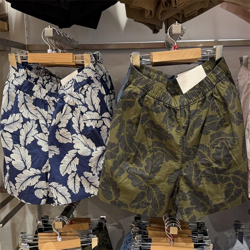 

Women s Cotton Elastic Waist Print Shorts - Casual Home and Outdoor Wear, 2025 Spring/Summer New Collection Medium глибокий/оливковий