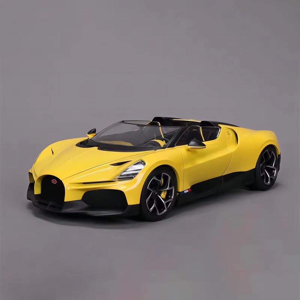 New In Stock Bburago 1:18 Bugatti W16 Mistral Gold Version Alloy Miniature Bugatti Supercar Mistral Diecast Model Custom Toys
