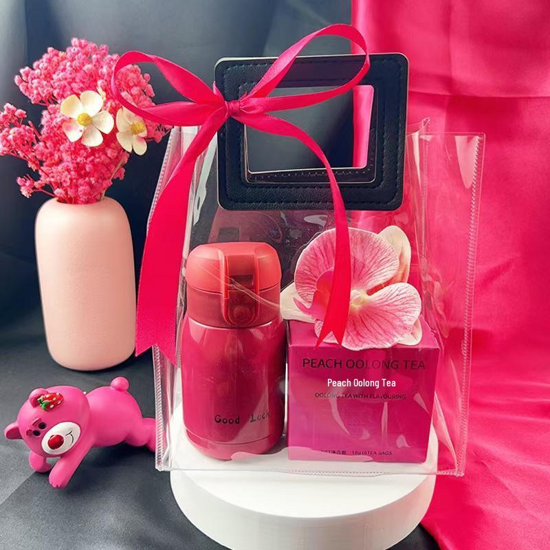 Bridal Party Souvenir: Heytea Cup for Bridesmaids and Groomsmen