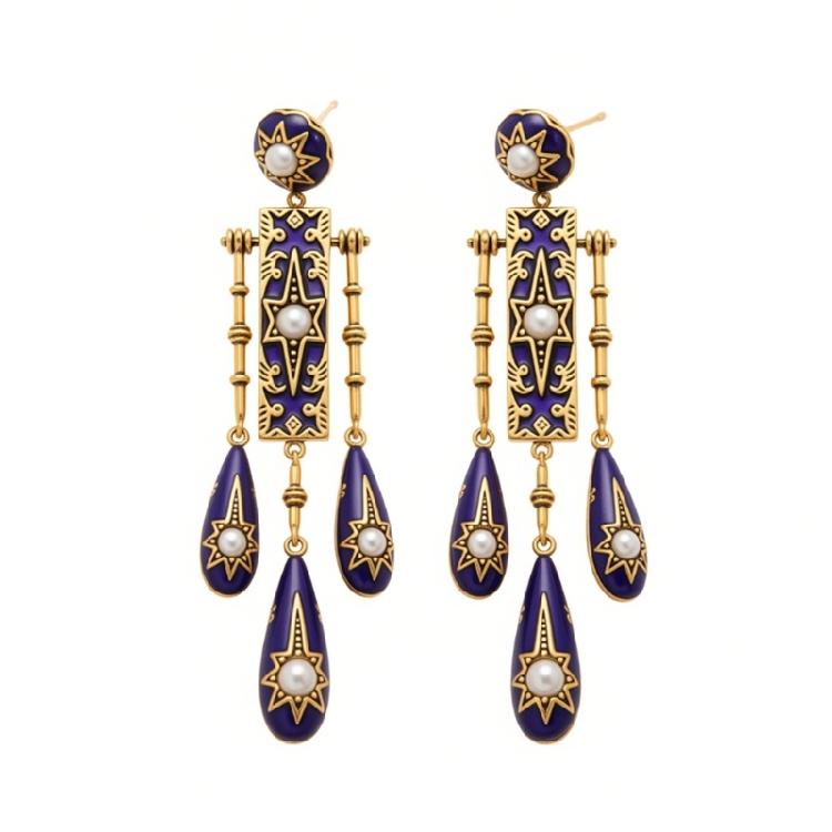 

1 Pair Elegant Pearls Adorned Geometric Star Earrings Retro Style Copper Texture Perfect for Winter Wardrobe Brightening 1