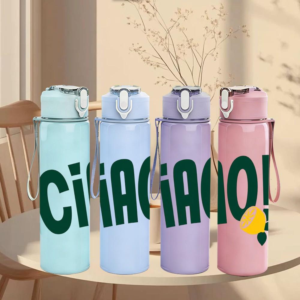 1PC Ciao Bold Green Text Pattern 750ml Color Plastic Sports Water Bottle Leakproof Flip Straw Lid Suitable for Sports Office Home Use