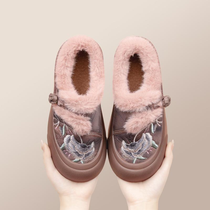 Cotton shoes women's winter embroidered snow boots polyurethane shoes cold-proof and warm cotton boots piled and thickened fluffy shoes