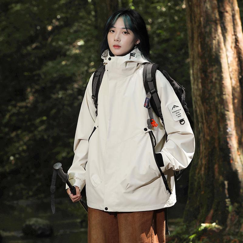 Best-Selling Unisex 3-in-1 Couple's Trekking Jacket Set for Outdoor Mountaineering