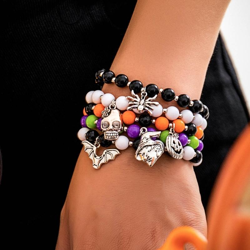 5Pieces Pumpkin Skull Bat Bracelets for Halloween Jewelry Beaded Handchain Personalized Bracelet Set for Women Girl Teen