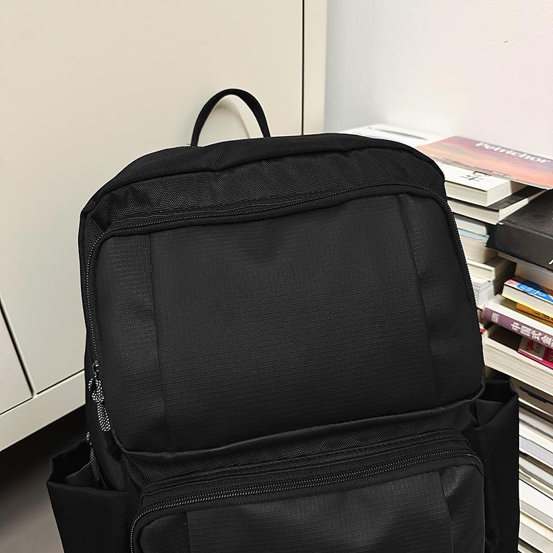 Large Capacity Backpack Men's Backpack Multi-compartment Computer Backpack