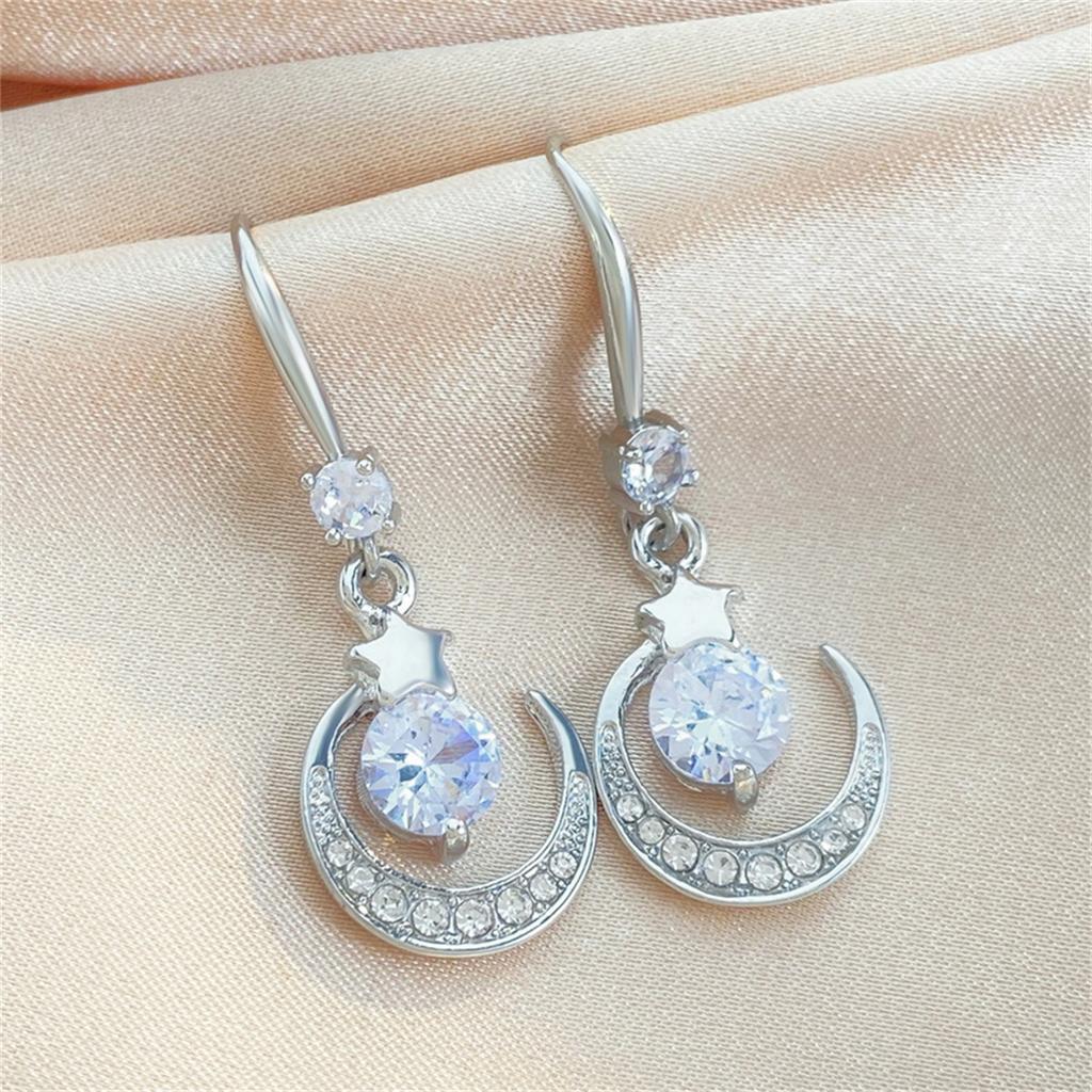 Trendy Shiny Rhinestone Moon Dangle Earrings For Women Temperament Moon Star Tassel Drop Earrings Wedding Party Jewelry Gifts