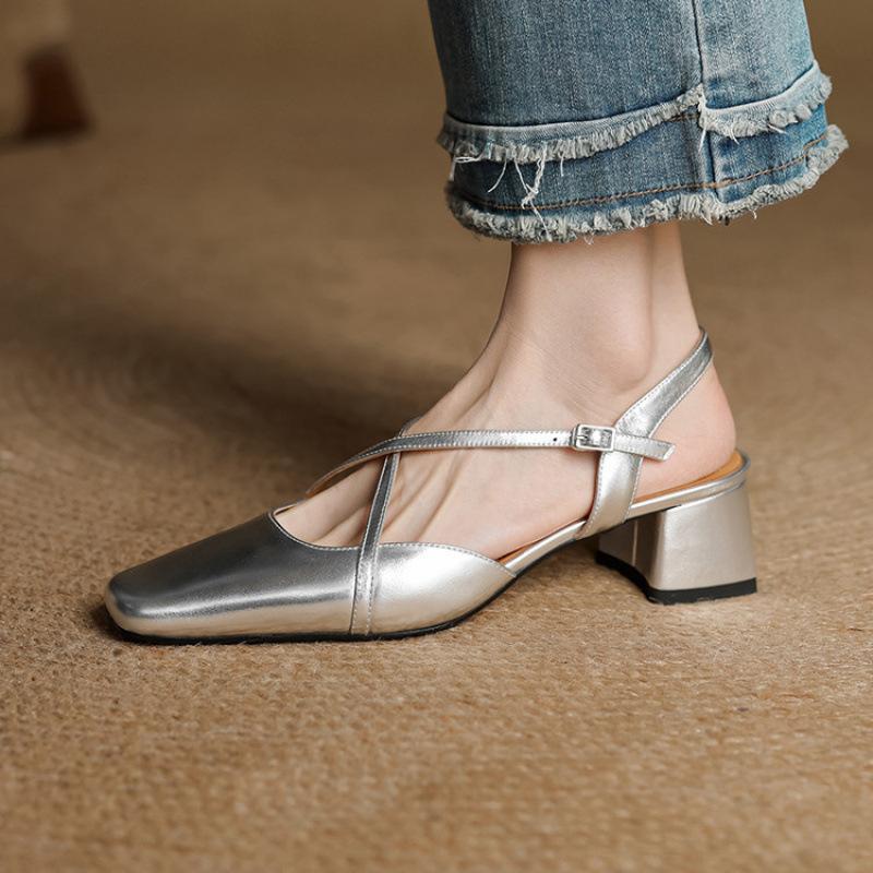 

Summer new leather sandals square heel empty sandals casual solid color beef tendon soft sole bag head sandals buckle middle heel 40 серебряный