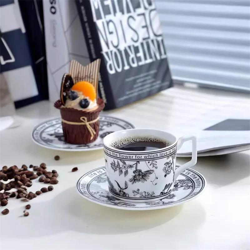 Vintage Elegant Ceramic Mug Floral Bird Pattern Coffee Cup and Saucer Afternoon Tea Cup Dessert Tray Exquisite Gift Water Cup