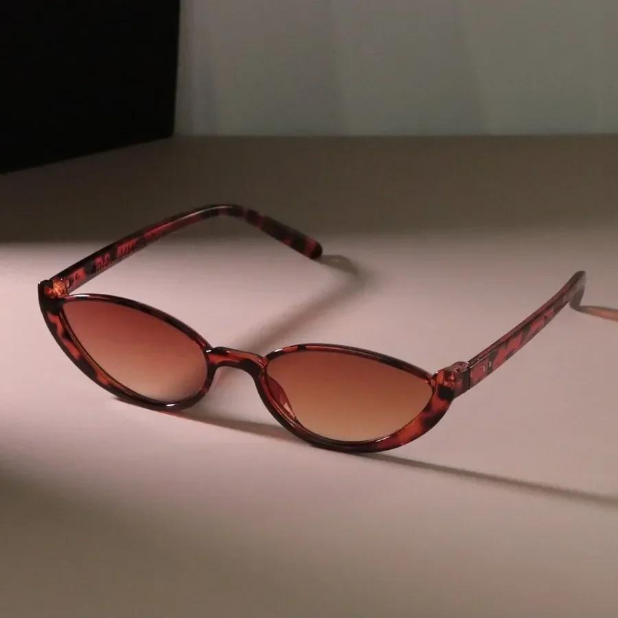 Retro Cat Eye Designer Sunglasses Small Frame Mirror Lens for Women Men Vintage Outdoor Sun Glasses Oculos De Sol