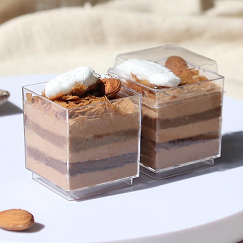 Disposable Mousse & Fruit Cube Dessert Cups with Lids, 100-Pack