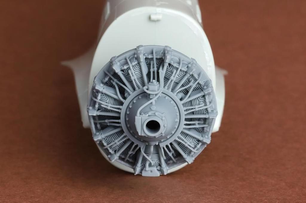 SBS Model Curtiss Hawk Engine Plastic Model Parts SBM48101 1/48 H75A-3 (for Academy/Wolfpack) (Airplane)