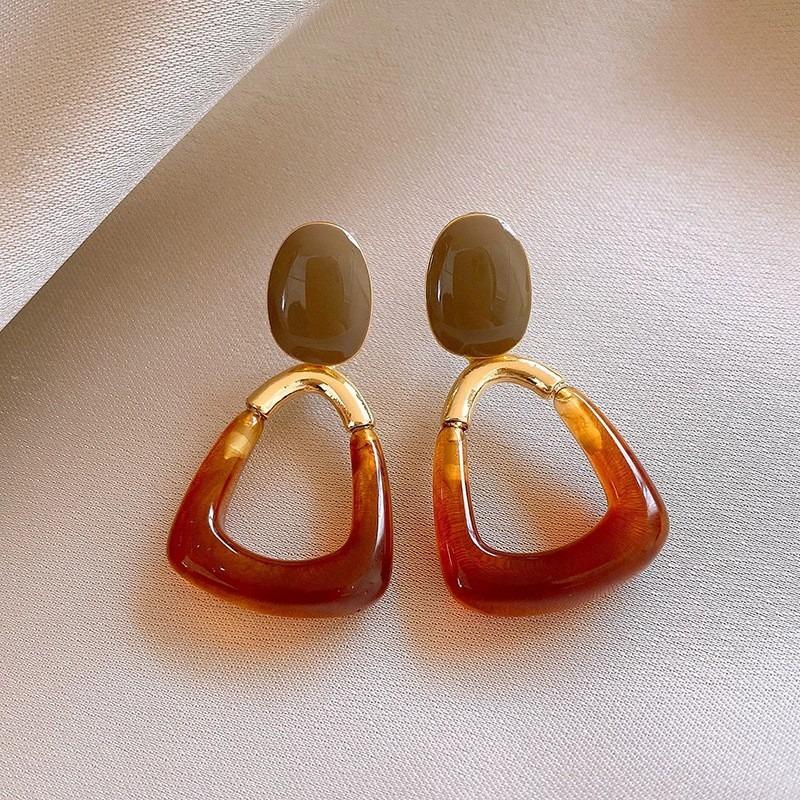 Retro Hong Kong Style Earrings Women's Light Luxury High-end Sense Niche Autumn and Winter Earrings Earrings