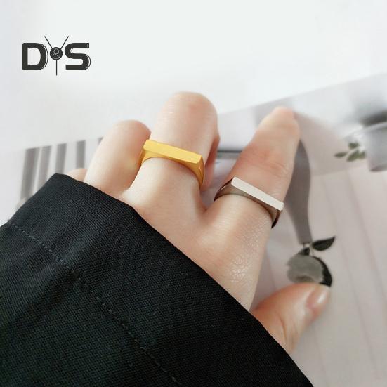 Vintage-Unisex-Ring, reine Farbe, polierter Titanstahl, flache Oberfläche, einfacher Stil, Glanz, mehrere Größen, rostfrei, leichter Fingerschmuck