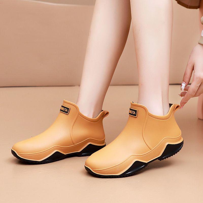 Korean Style Women's Short Shaft Rain Boots Waterproof Warm Flat Sole Kitchen Work Car Wash Rubber Boots Men's