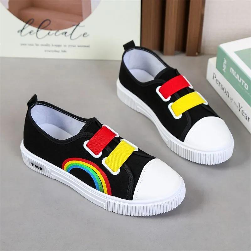 Zapatos De Mujer Women Classic Round Toe White Canvas High Quality Anti Skid Slip on Flat Shoes Lady Black Shoes A1457