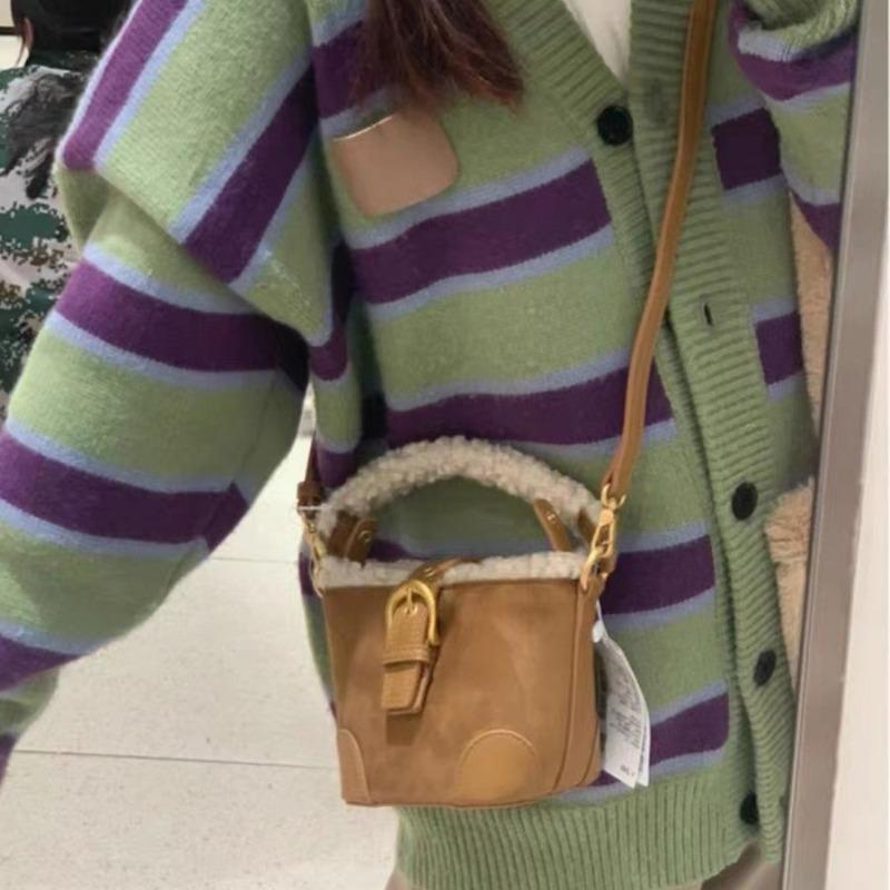 Autumn and Winter Bags Women's Shoulder Bags Women's Casual Retro Plush Bags Versatile Commuter Bags Mao Mao Portable Messenger Bags