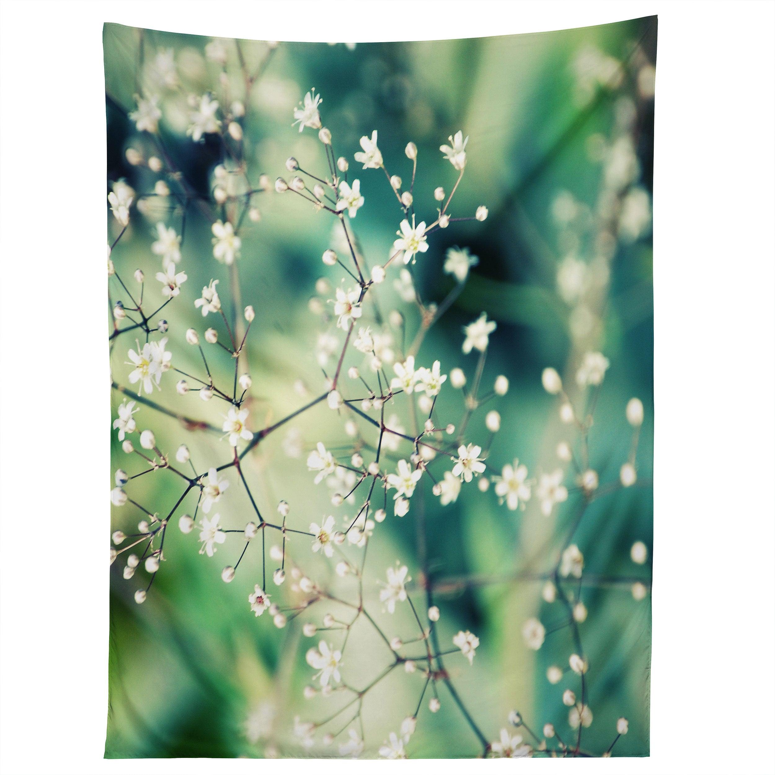 IN WONDERLAND tapestry 75x100