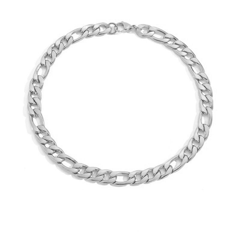 European Style Gold Clavicle Chain Necklace: Thick Chain, Niche Design, Non-Fading, Hypoallergenic.