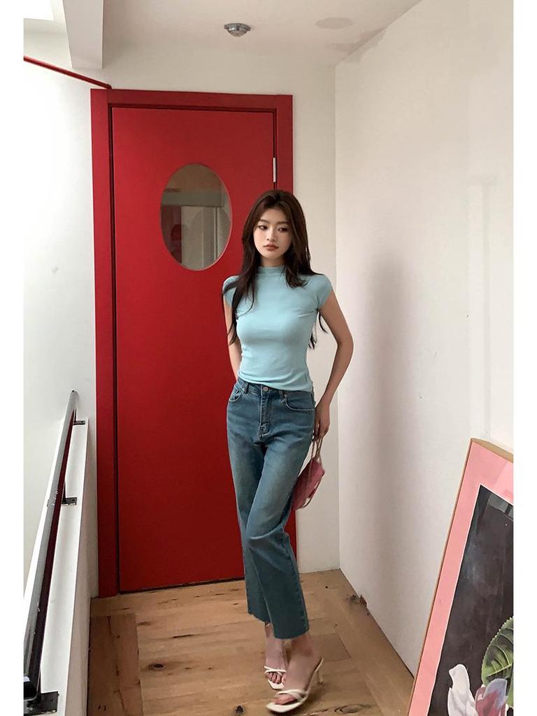 2026 Spring/Summer Women's Elegant Slim-Fit Semi-High Neck Short-Sleeve T-shirt