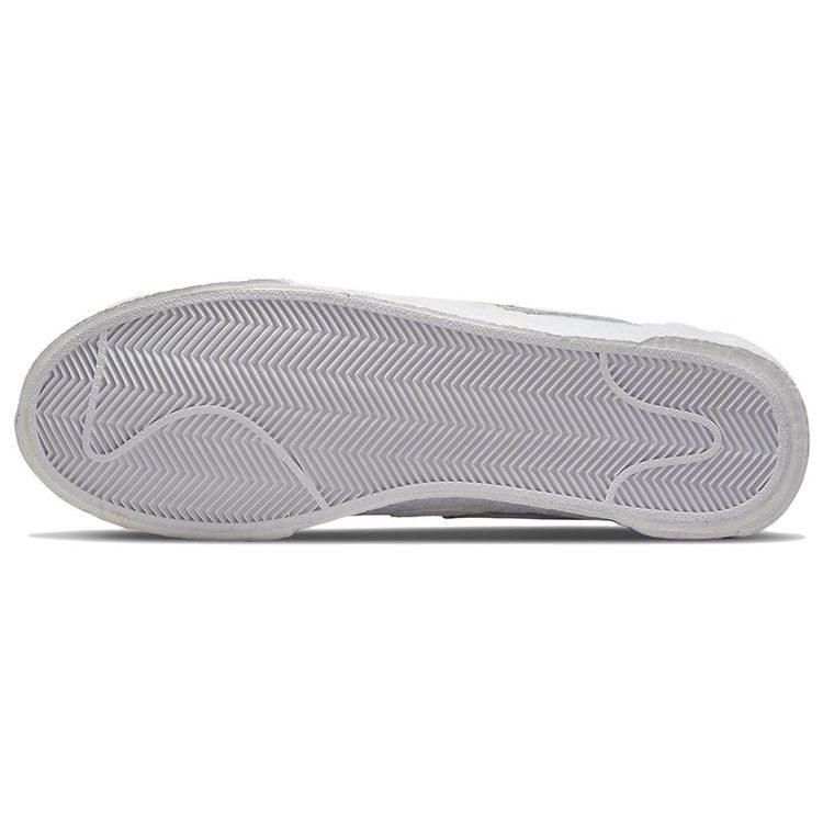 Nike Blazer Low Sacai White Patent Leather DM6443-100