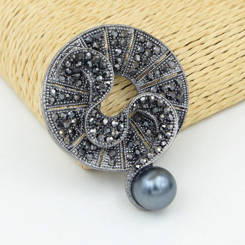Gunmetal Electroplated Retro Brooch - European American Fashion Suit Accessory Zhenyao Jewelry сплава