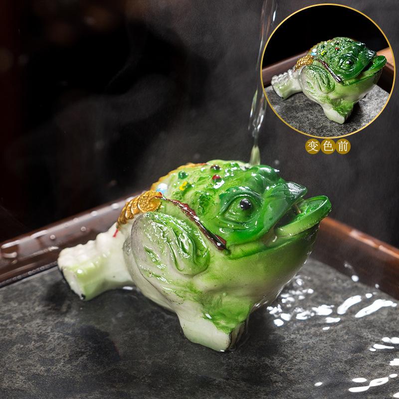Color Changing Golden Toad Tea Pet Ornament,Lucky Chinese Tea Play Purple Clay Table Decoration, Kung Fu Tea Set Accessories
