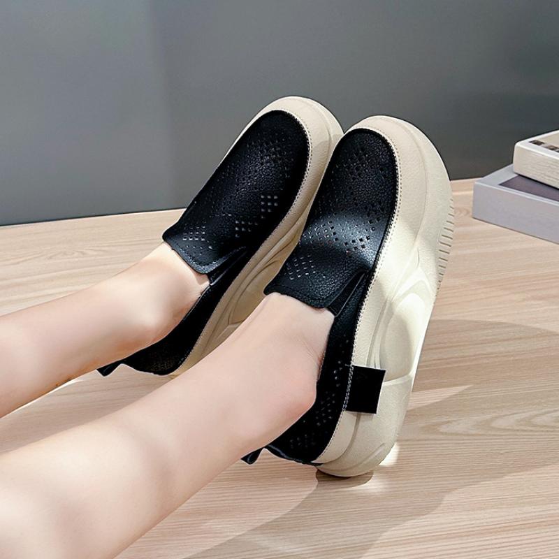 Sports Shoes Woman Summer In Casual Slip-on Sneakers Fashion Hollow Breathable Loafers Women Running Shoes Footwear