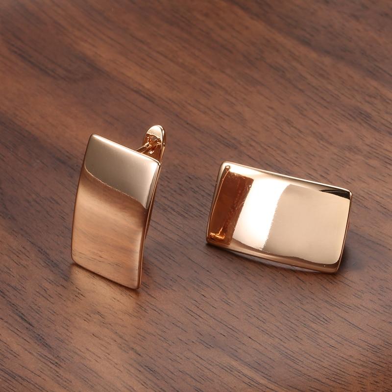 Personalized Korean Version Small Ear Buckle Oval Smooth Rose Gold Temperament Earrings for Women