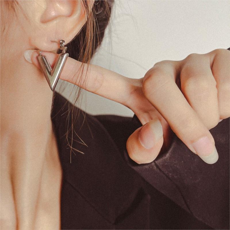 Stainless Steel Triangle V-Shape Geometric Hoop Earrings For Women Fashion Exaggerated Earrings Jewelry Accessory