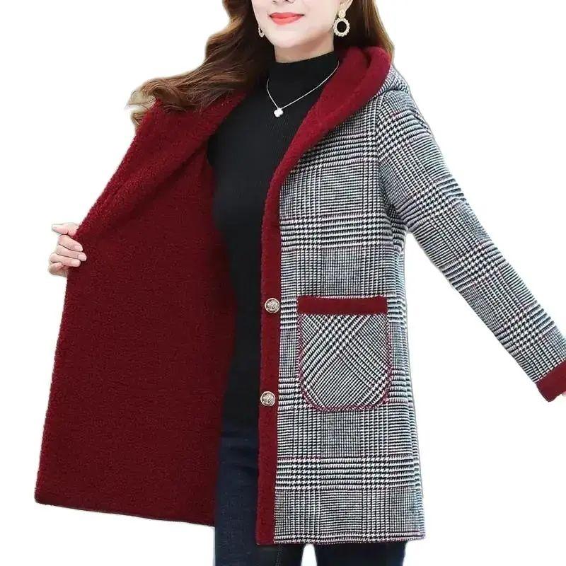Add Velvet Plaid Coat Female Middle Aged Women's Mid-Length Cotton-Padded Jackets Winter Hooded Warm Cold-Proof Overcoat