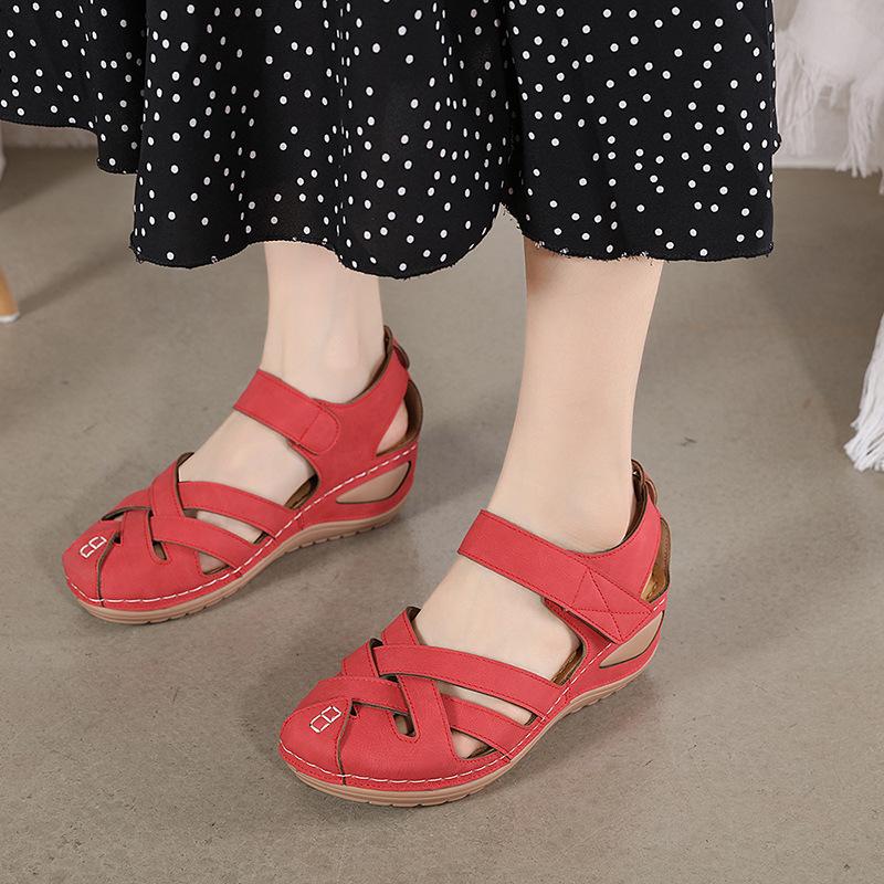 Baotou Schuhe rutschfeste große Sandalen Keilabsatz Damenschuhe Klettschuhe außerhalb der Nählinie