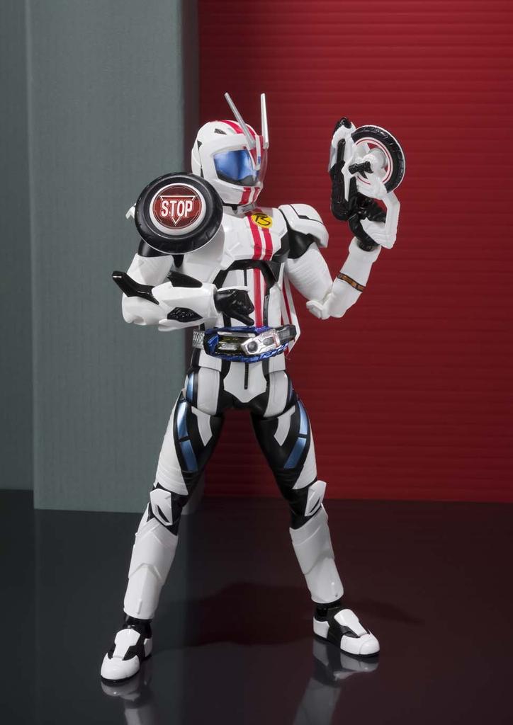 TAMASHII NATIONS Kamen Rider Mach First Edition S.H.Figuarts (with Bonus)